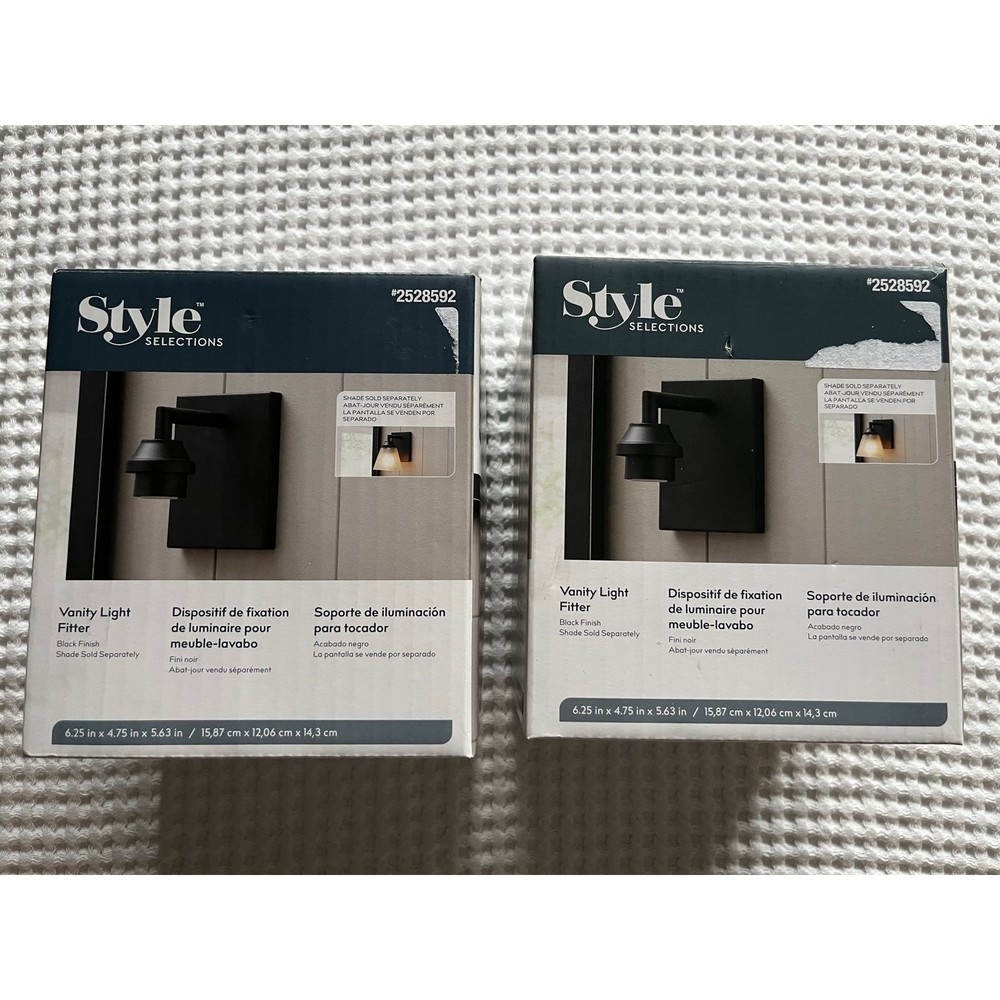 TWO Style Selections Transitional Vanity Light Fitter Black Finish NEW